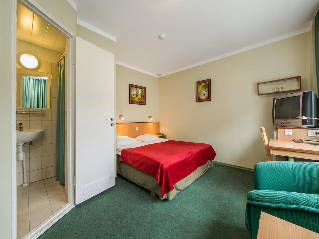 Arabella Hotel Куресааре Екстериор снимка