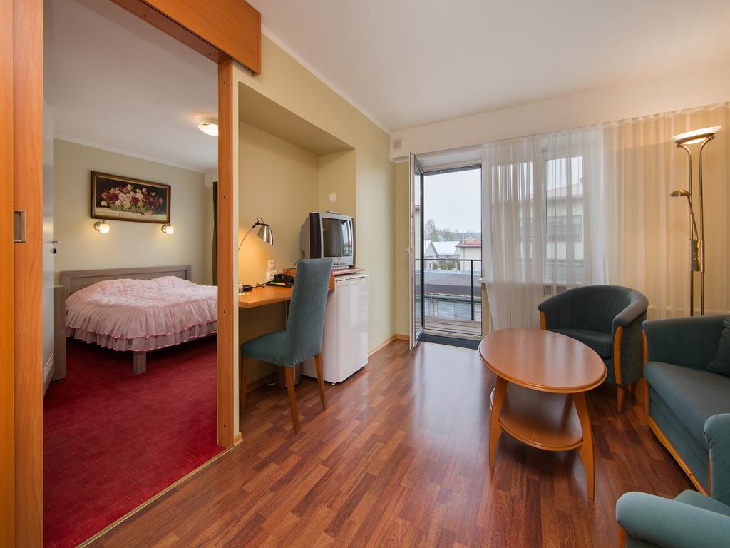 Arabella Hotel Куресааре Екстериор снимка